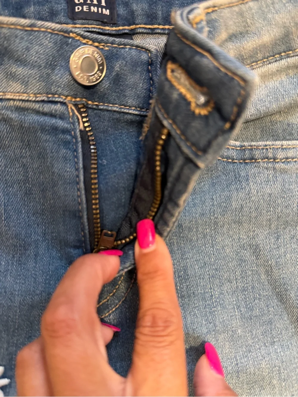 Gap kids girls High Rise '70s Flare Jeans with flowers size 10